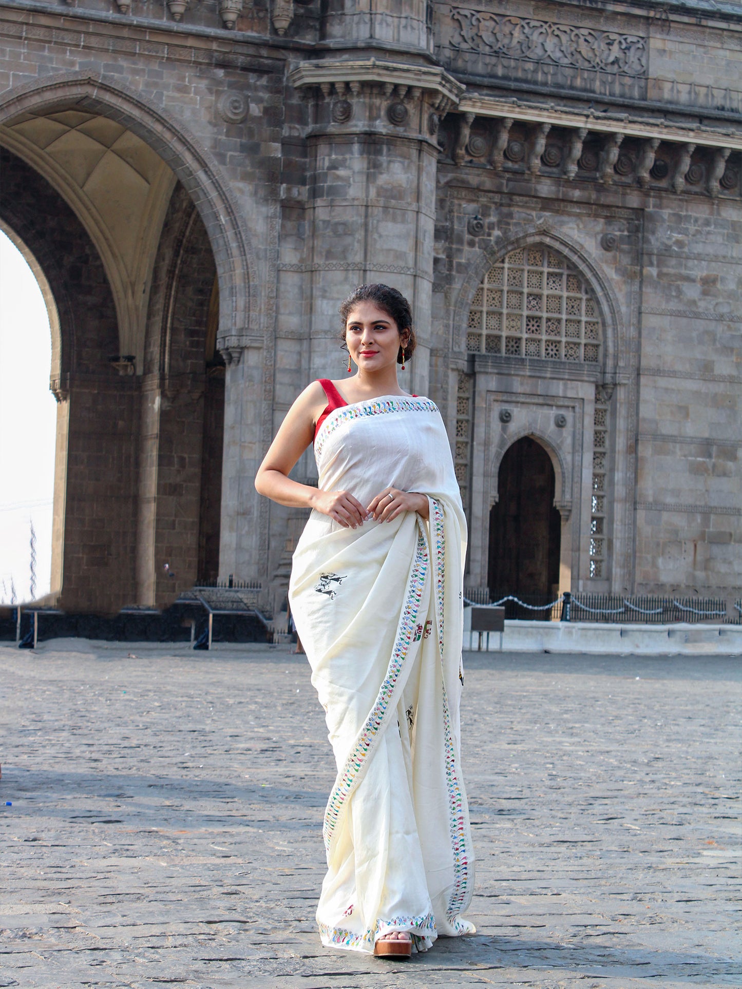 White Hand Painted Saura Mullbery Silk Saree